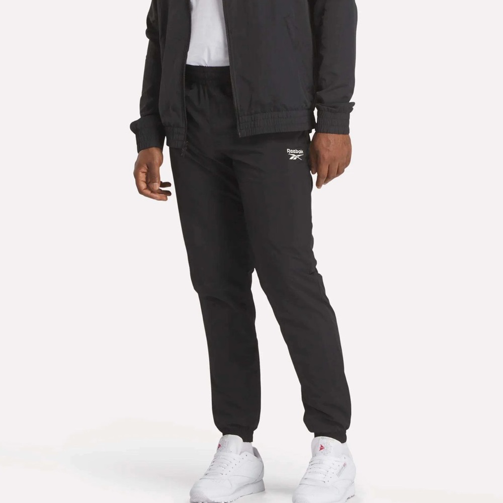 Reebok Black Men's Tapered Athletic Joggers
